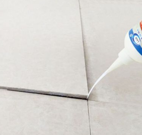 泉港瓷砖空鼓维修公司分享卫生间瓷砖脱落的原因可能有以下几点